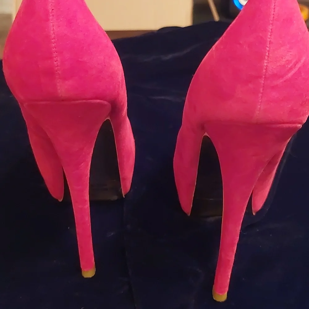 Bad a$$ heels - Picture 3 of 4